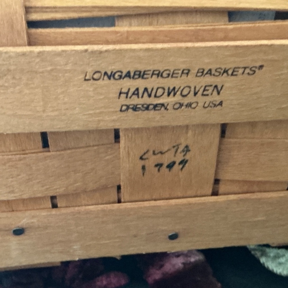 Authentic Longaberger Basket w/ 2 lbs Vintage & Modern Jewelry Mystery Lot - Picture 4 of 7